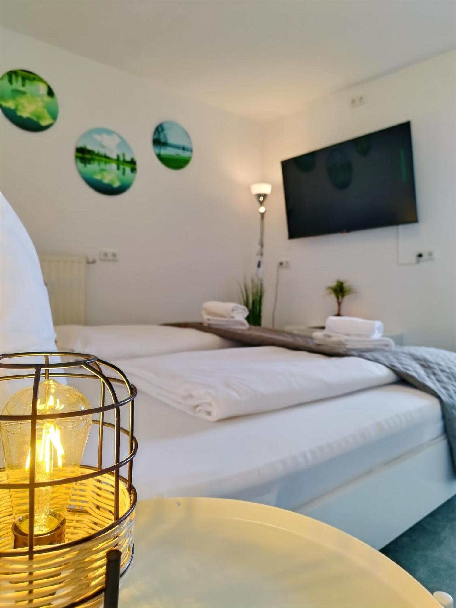 Seeblickapartment Fuer Bis Zu 12, Nuernberg & Schwabach In 30-35 Minuten Zu Erreichen, Sauna, Arbeitsplatz, Dachterrasse & Grill Spalt Εξωτερικό φωτογραφία